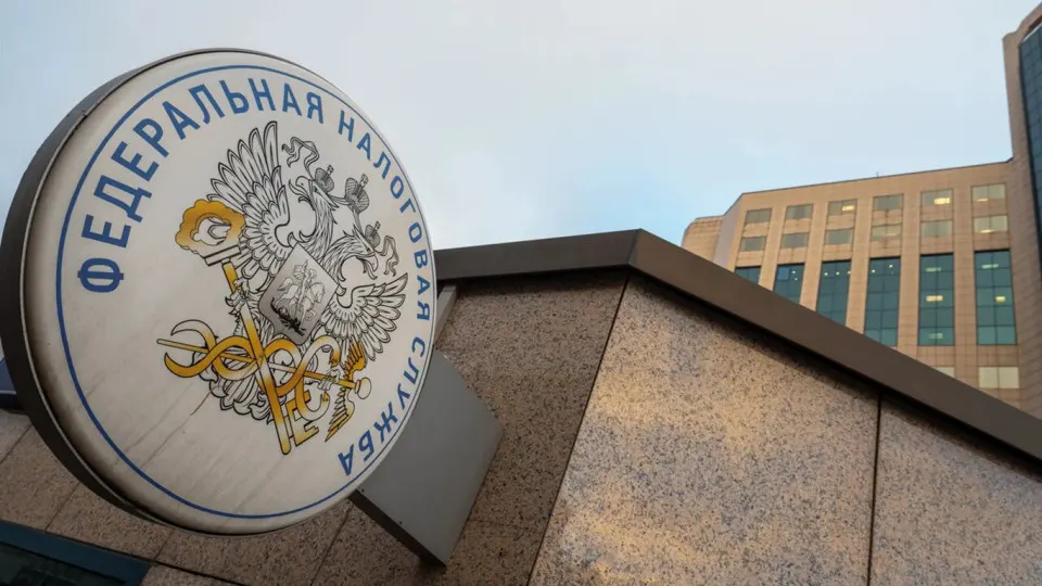 Повышение налогов и отмена льгот для малого бизнеса привели к сокращению поступлений по спецрежимам почти на четверть, несмотря на ожидания властей увеличить доходы бюджета на фоне растущих военных затрат.