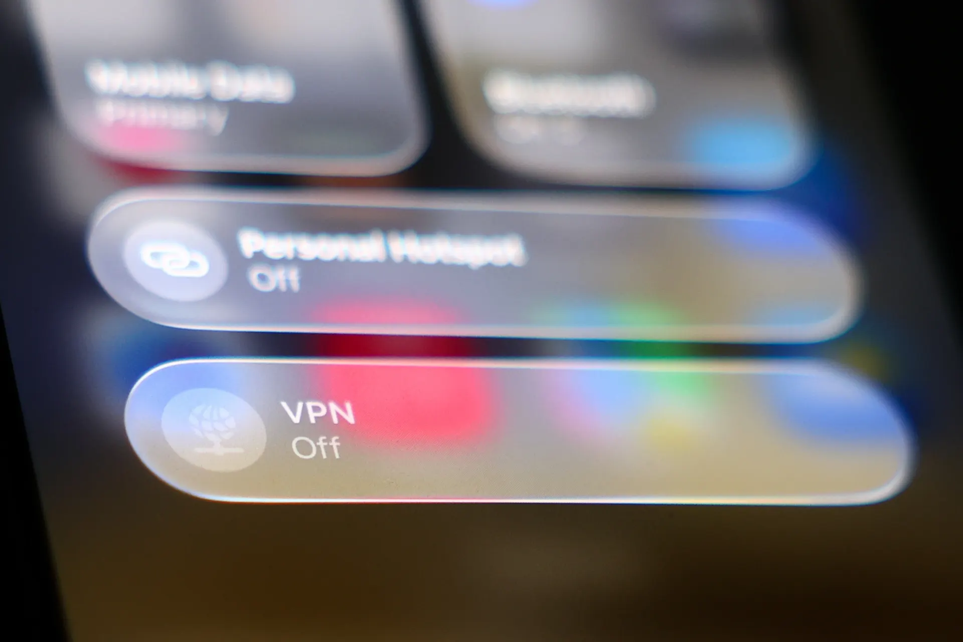 После требований ограничивать доступ через VPN с 15 апреля некоторые площадки стали снова доступны при включённом VPN, но поведение сервисов остаётся непостоянным — для части пользователей доступ возможен только без обходных инструментов.