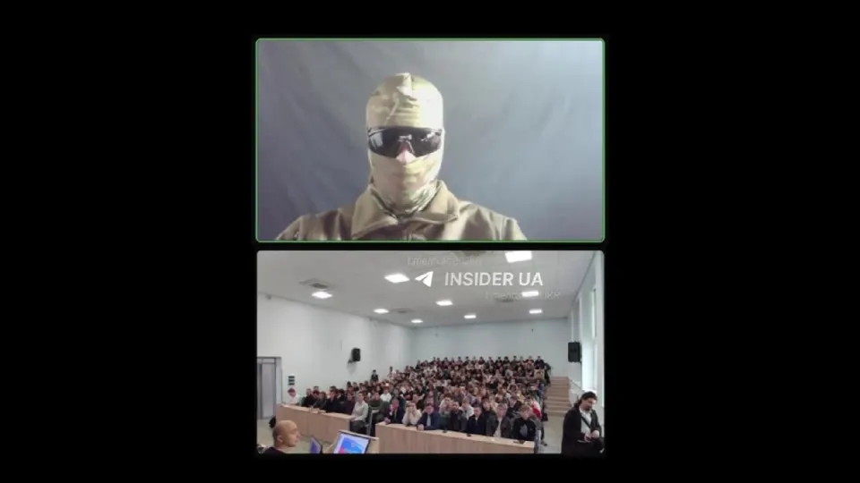 Украинским спецслужбам удалось подключиться к закрытой онлайн-конференции российского вуза, где военный и администрация агитировали студентов подписывать контракты с Минобороны. На связь вместо ожидаемого участника «СВО» вышел украинский боец, предупредивший молодежь о реальных последствиях отправки на войну и массовых потерях армии РФ на фронте.