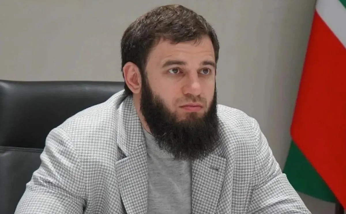 Документ с подписью премьер‑министра опубликован на официальном портале Сербии; в качестве основания указана норма о «интересе республики», конкретику не объяснили. Закриев ранее занимал ряд постов в Чечне и руководил российским бизнесом Danone.