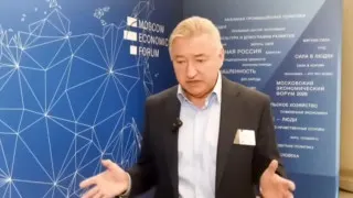 Руководители крупных промышленных предприятий и академики указывают на «фундаментальный кризис» в российской экономике: спрос падает, инвестиции в производство теряют смысл, а цели импортозамещения фактически сорваны на фоне снижения темпов роста ВВП и деградации промышленности.