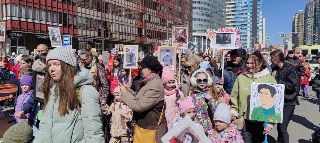 В Кудрове и Янине запланированы шествия и концерты, губернатор Ленобласти подтвердил очные мероприятия, а в Петербурге окончательное решение о формате акции пока не принято.