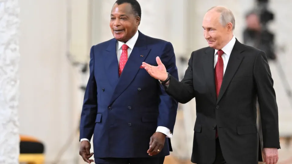 На встрече президента России с лидером Конго обсуждены экономические проекты — от геологоразведки до сельского хозяйства. Также затронуты вопросы списания долгов африканских стран.