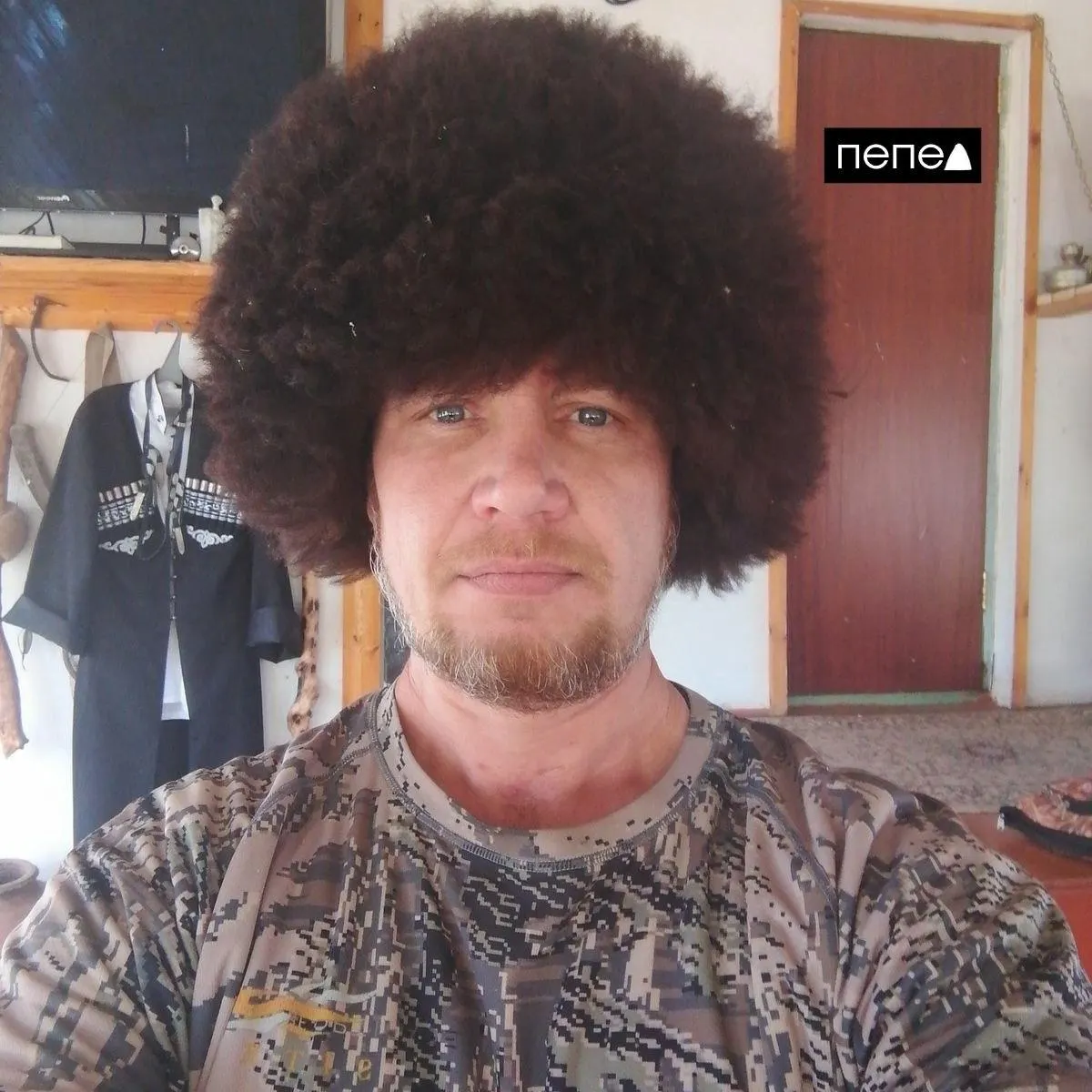 В рамках обмена пленными 205 на 205 домой вернулся 45‑летний житель Старого Оскола Денис Ященко. По договорённостям с каждой стороны должны вернуться по 1000 военных.