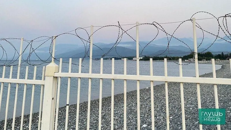 В прошлом году россияне совершили 92 миллиона поездок по стране; выездной турпоток увеличился на 9% и достиг 30 миллионов.