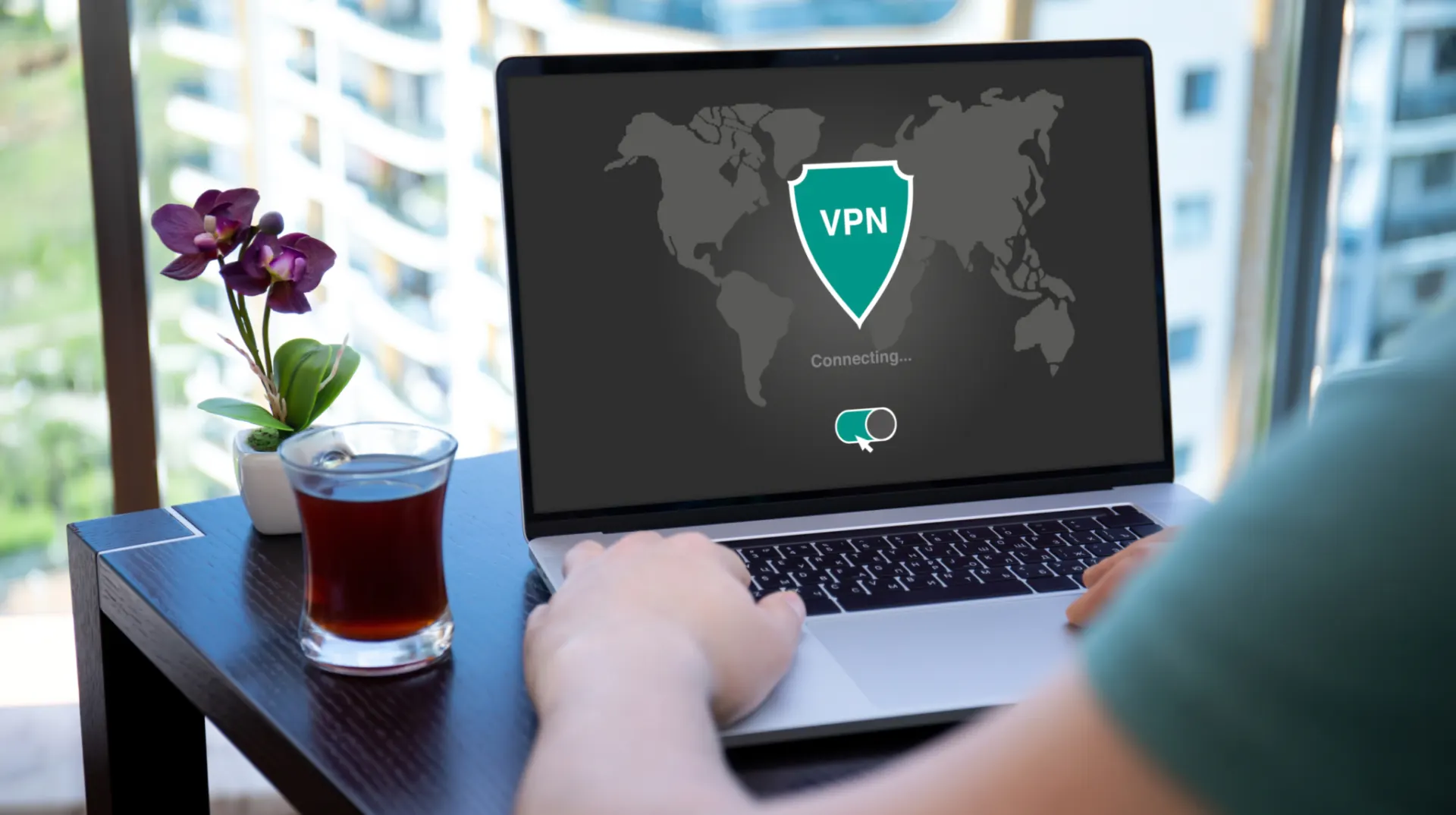 За последнюю неделю десятки VPN‑провайдеров сообщили о новых ограничениях и блокировках по IP; усилия регуляторов затрагивают зарубежные локации сервиса.