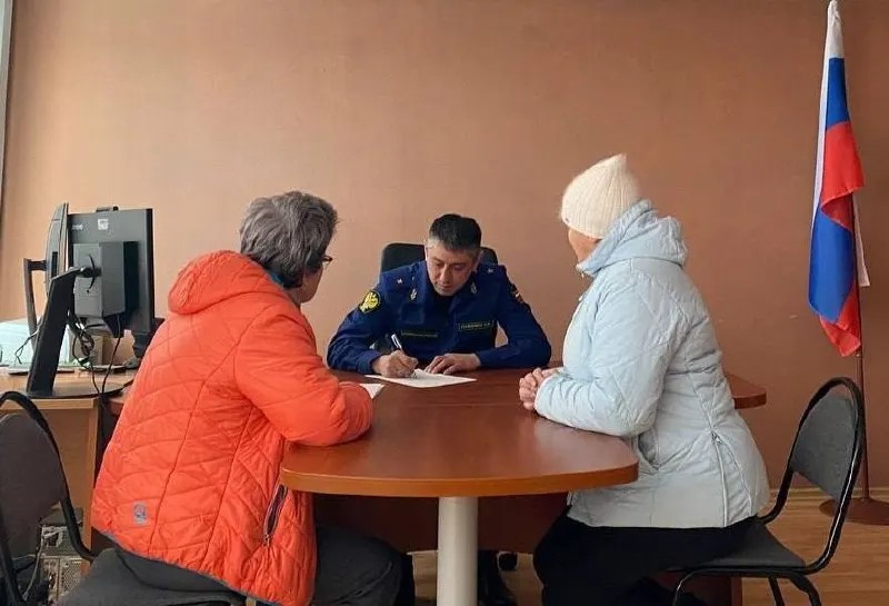 Сенаторы по предложению президента одобрили перевод Сергея Паволина из Мурманска в Иркутск. В Иркутске ожидают, что он займётся наведением порядка в сфере ЖКХ; Паволин работал в Мурманске с 2021 года.