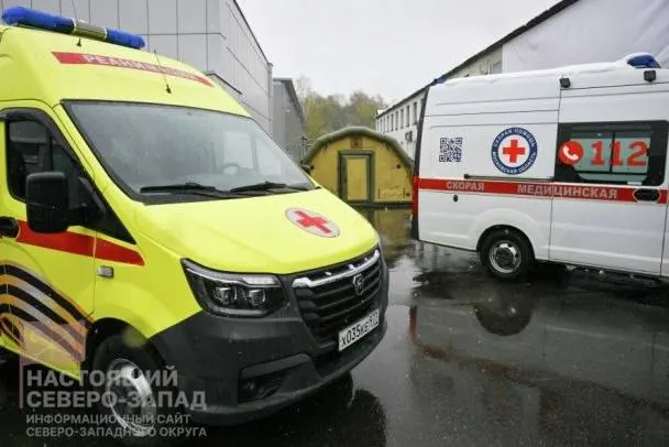 После взрыва в морском порту Усть-Луги в больницы доставили пятерых мужчин — у троих состояние крайне тяжёлое, у двоих травмы средней степени тяжести.