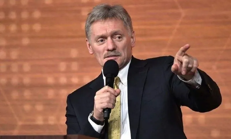 В Кремле заявили, что спецоперация прекратится, если руководство Украины отдаст приказ Вооружённым силам уйти из российских регионов. Россия при этом остаётся открытой к переговорам и продолжает контакты с США.