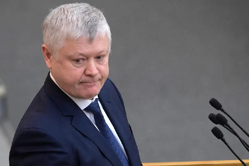 Председатель думского комитета по безопасности сообщил, что из России вывели свыше 360 иностранных структур и отчитался о принятии 46 законов для «защиты суверенитета».