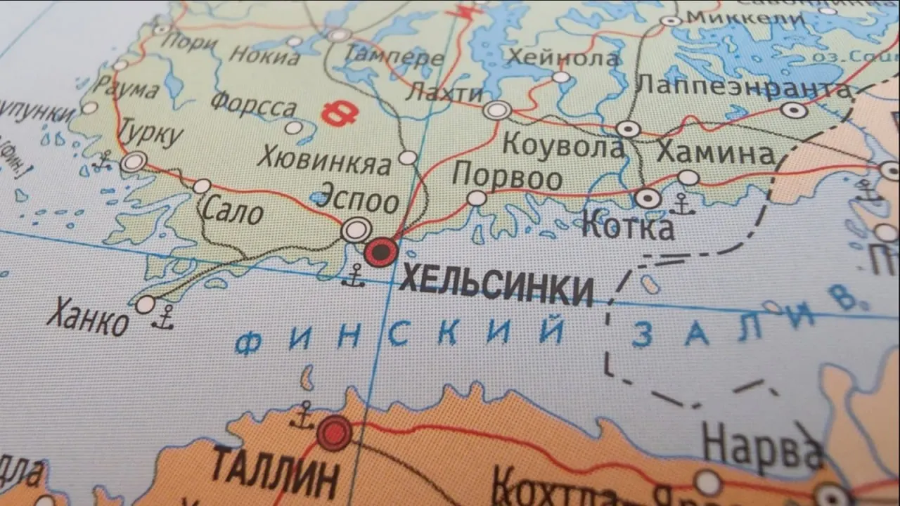 С 1 июля Россия увеличила таможенные сборы на железнодорожные перевозки в Финляндию в восемь раз. Из‑за повышения тарифов поставки удобрений становятся убыточными и могут остановиться в ближайшие недели — это затронет 10–15% импортных поставок удобрений в Финляндию и усложнит работу сельского хозяйства.