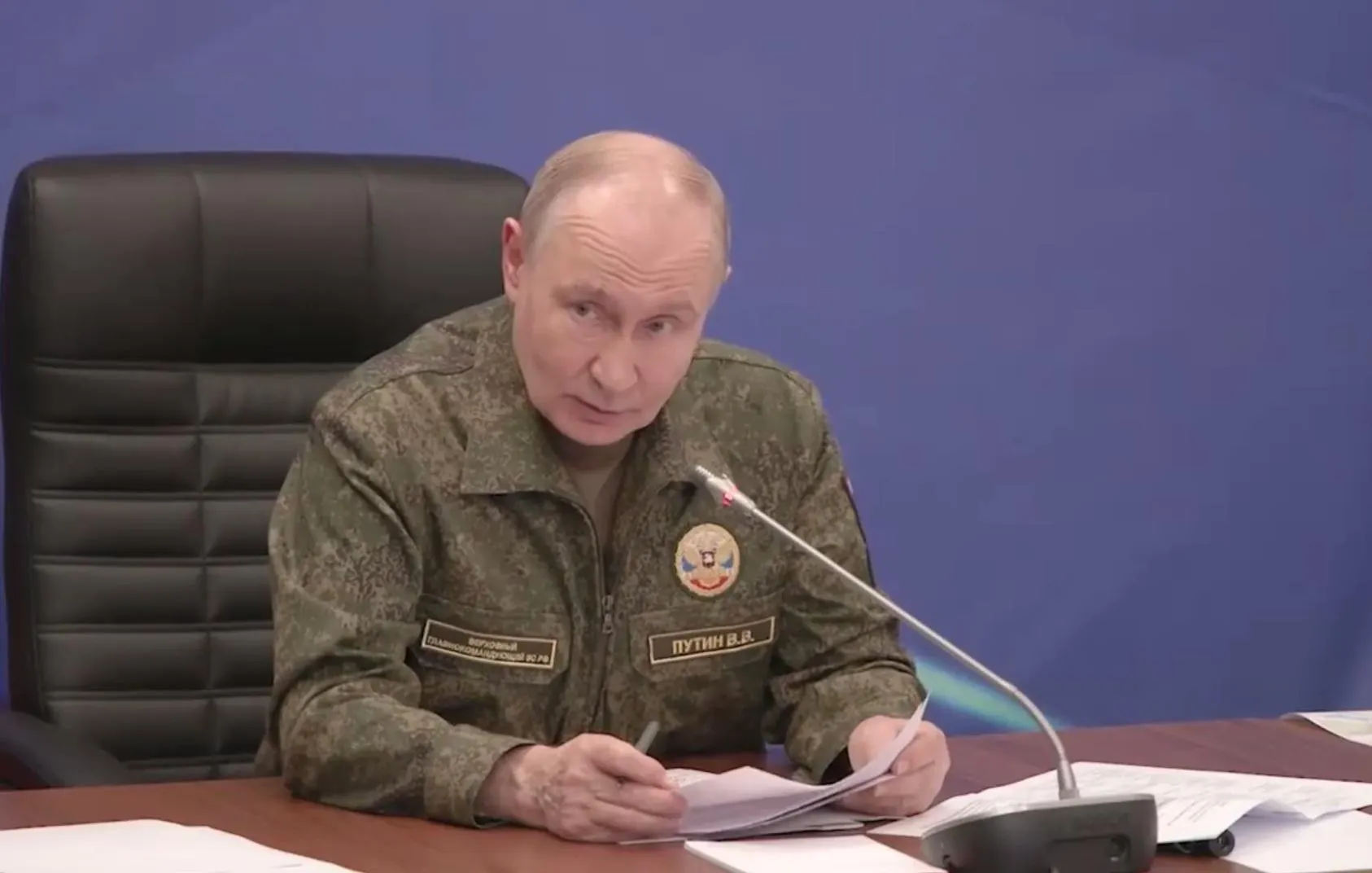 Президент сообщил, что российские войска освободили Константиновку в Донецкой Народной Республике; подробности операции не уточняются.