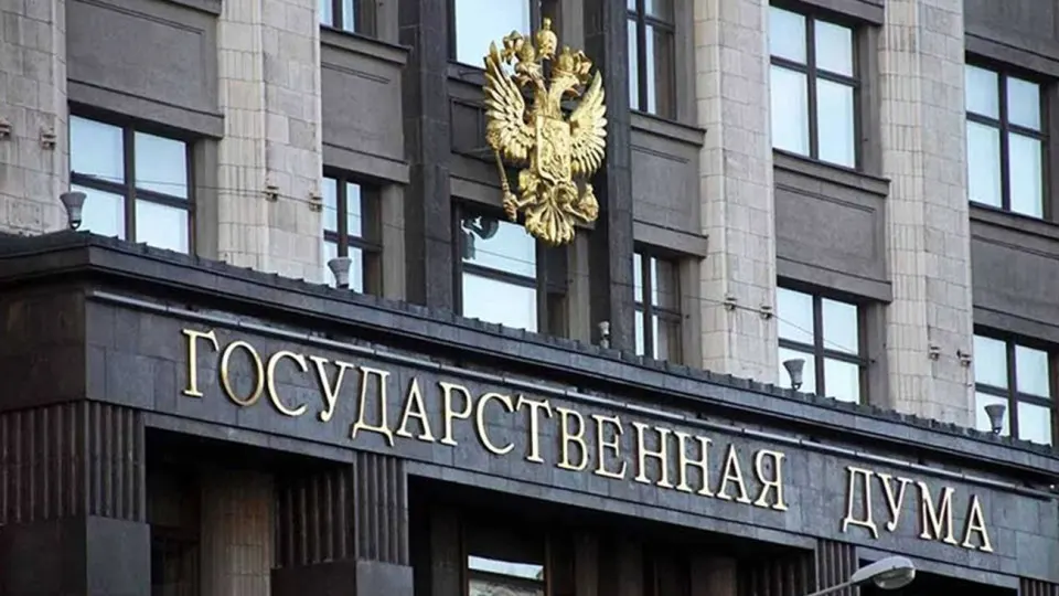 Принятые поправки позволяют новым владельцам или профильным министерствам обращаться в арбитраж с требованием аннулировать опционы на обратный выкуп, применительно к сделкам с инвесторами из недружественных стран, заключённым после 22 февраля 2022 года.