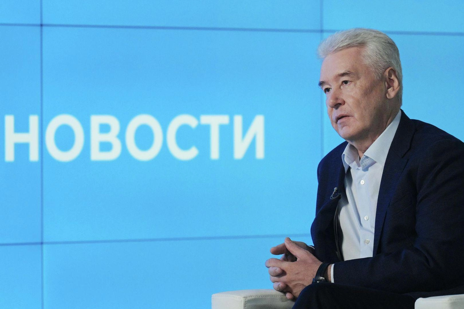 В столице обсуждают роль экономики в условиях конфликта: призывы мобилизовать экономику на войну вызывают критику и подчёркивают необходимость устойчивого развития.