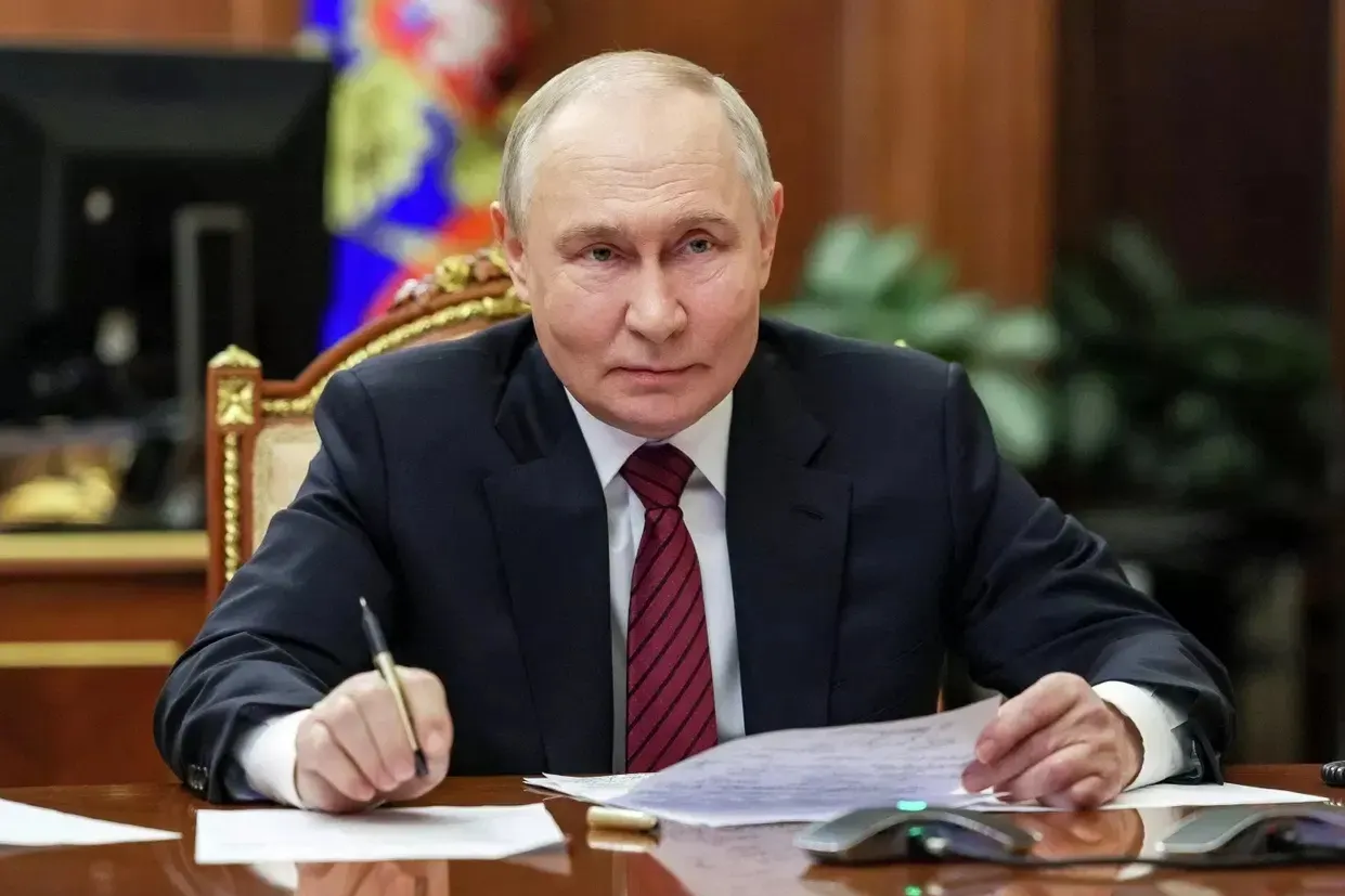 За восемь месяцев 2026 года крупные предприниматели перечислили в федеральный бюджет рекордную сумму, что отражает устойчивый рост добровольных взносов. Наблюдается значительная динамика по всем основным показателям.